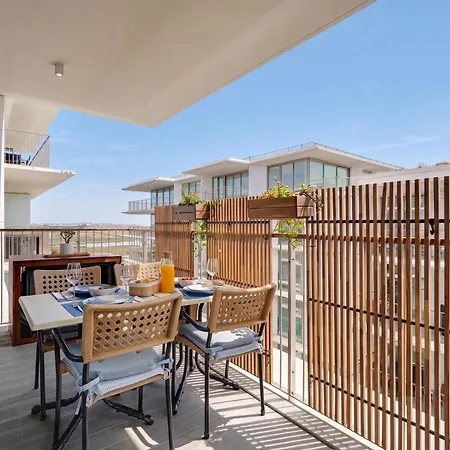Simili Bayline Luxury Beachfront And By Algarstays Appartement Armação de Pêra